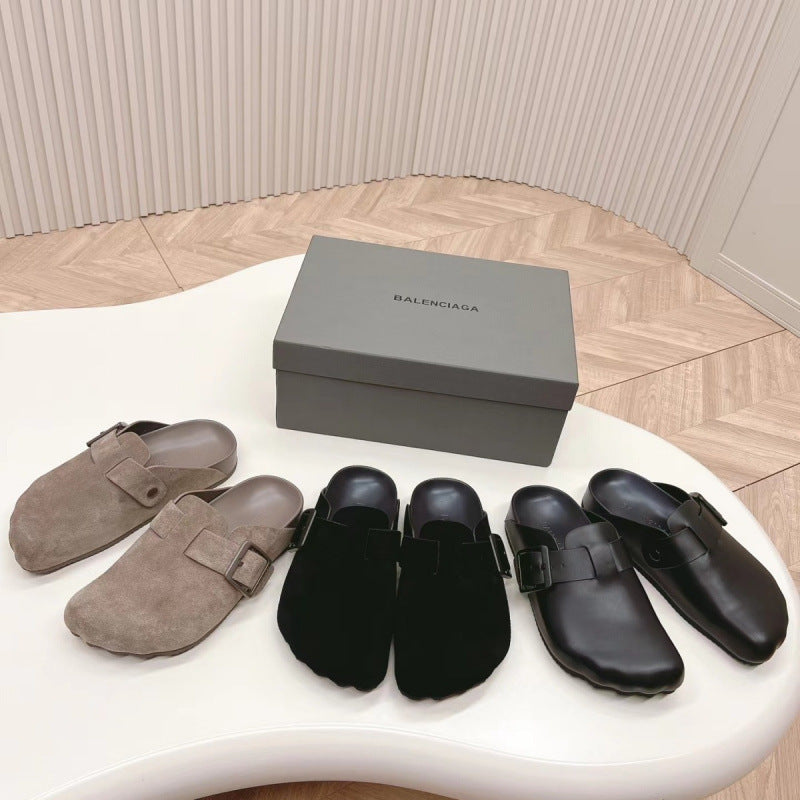 Balenciaga slides