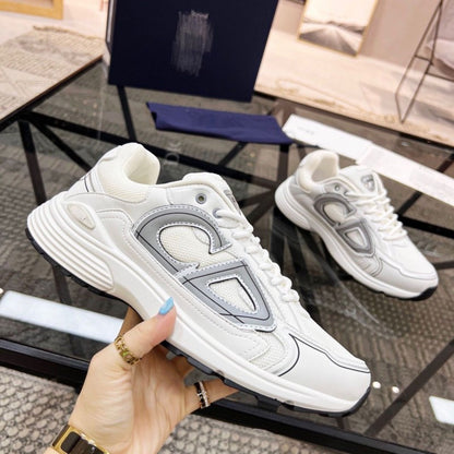 Breathable and Comfortable Casual Sports Shoes