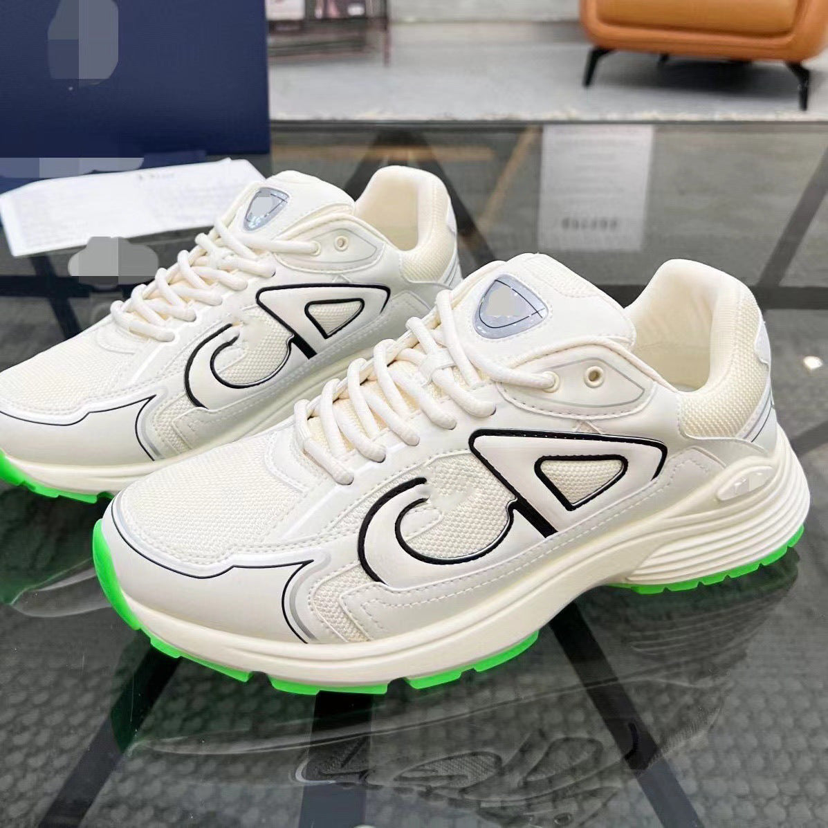 Breathable and Comfortable Casual Sports Shoes