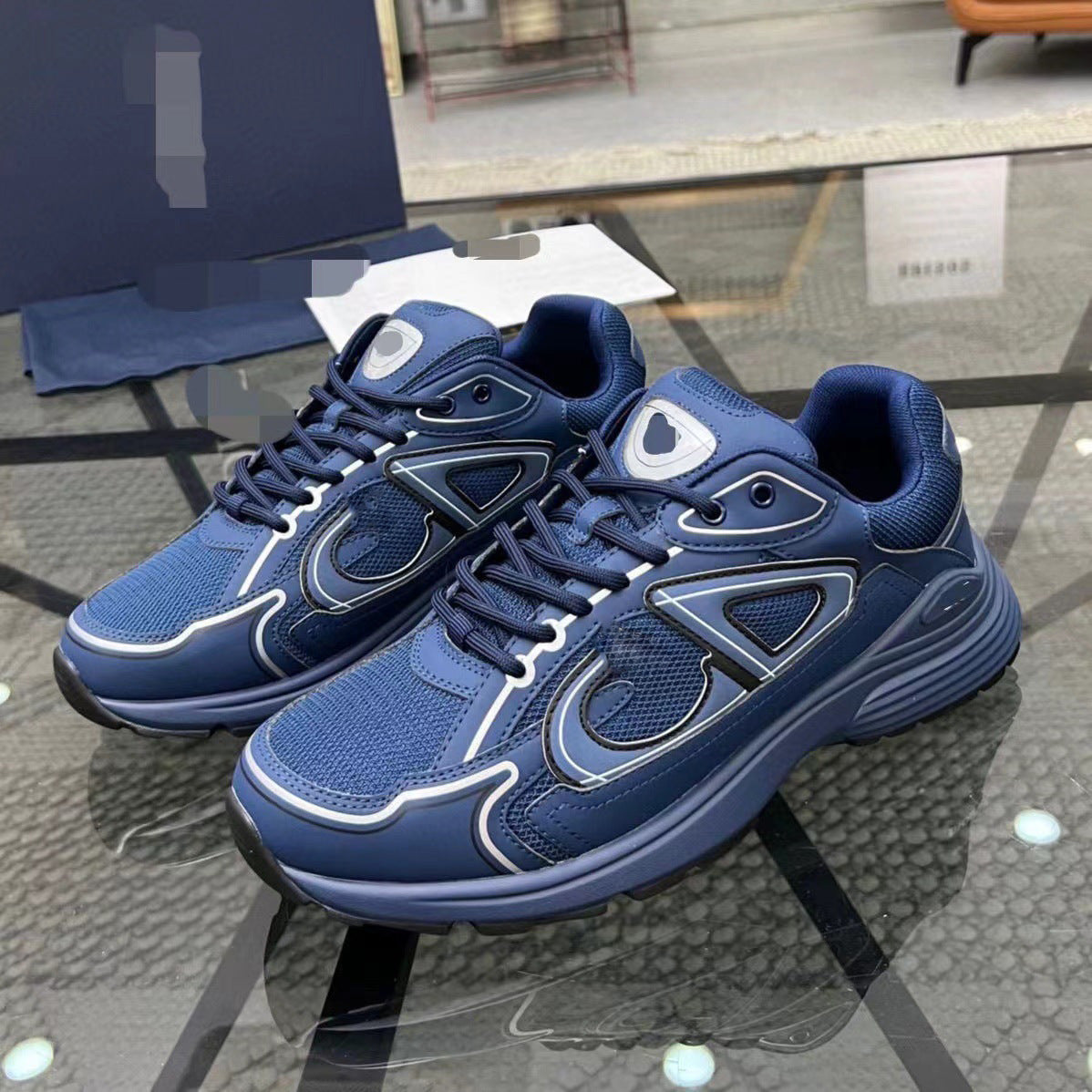 Breathable and Comfortable Casual Sports Shoes