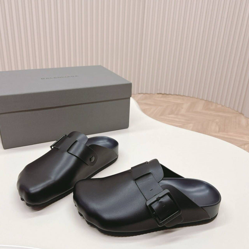 Balenciaga slides